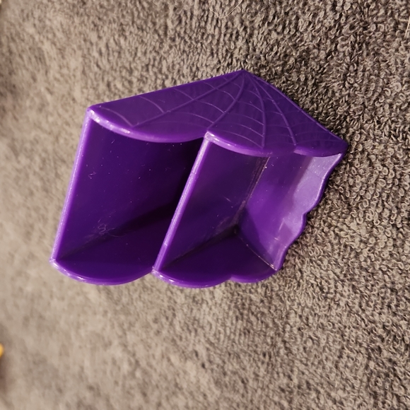 Monster High Doll Operetta, Locker, & Accessories - Picture 7 of 16